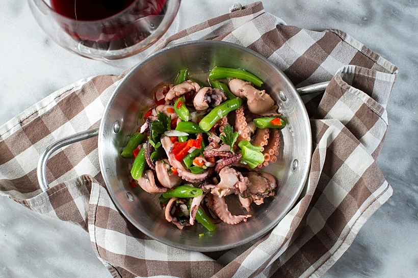 טשרניחובסקי 6