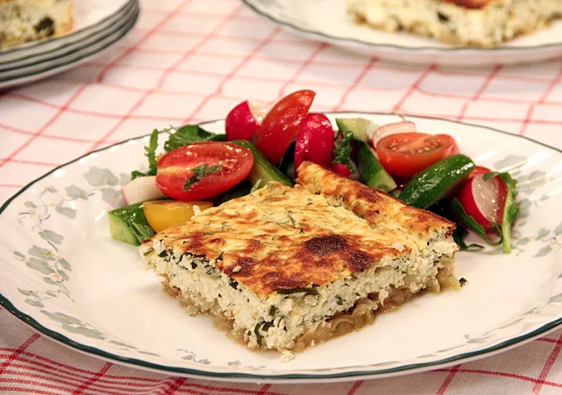 פשטידת בצל וגבינות