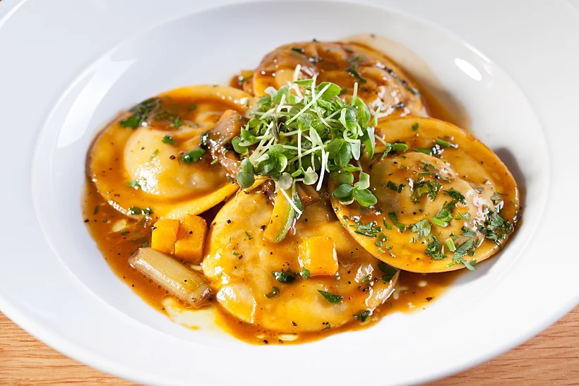 רביולי זנב שור בטיביס