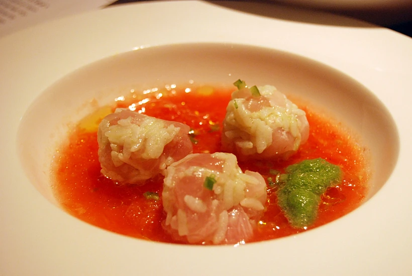 כדורי דג עם אורז במסעדת יפו תל אביב