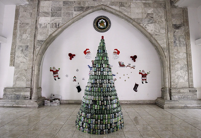 2011. עץ אשוח - בגדד, עירק