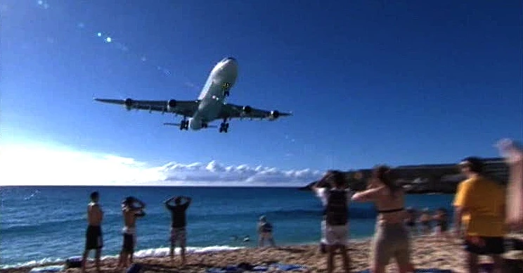 אחד מעשרת שדות התעופה המסוכנים בעולם