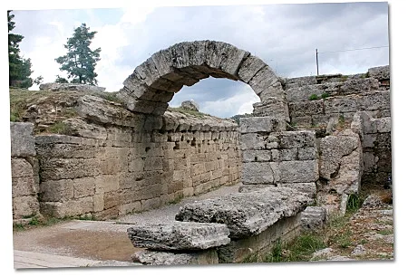שער הכניסה לאיצטדיון במוזיאון אולימפיה