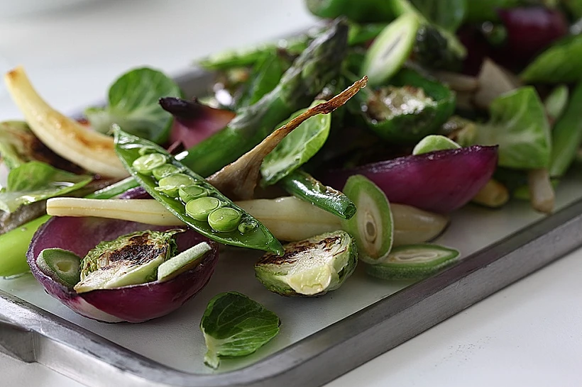 סלט ירוקים של אביב