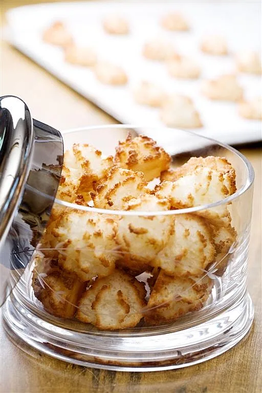 עוגיות שקדים, מאפיית לחמים