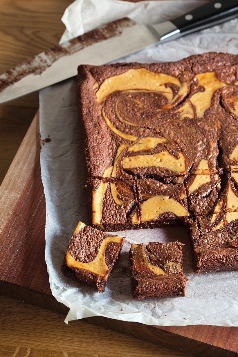 בראוניז ריבת חלב וגבינה