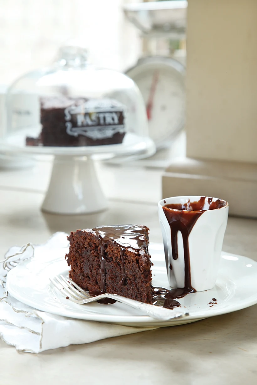 עוגת שוקולד ושקדים מבולוניה מתוך ספר העוגות של על השולחן