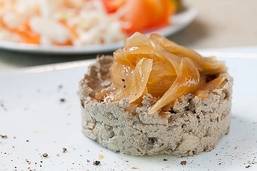 מסעדת שמאלץ כשרה לפסח 2011