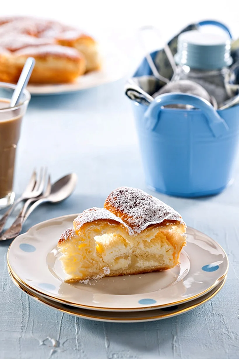 עוגת שמרים, מיקי שמו