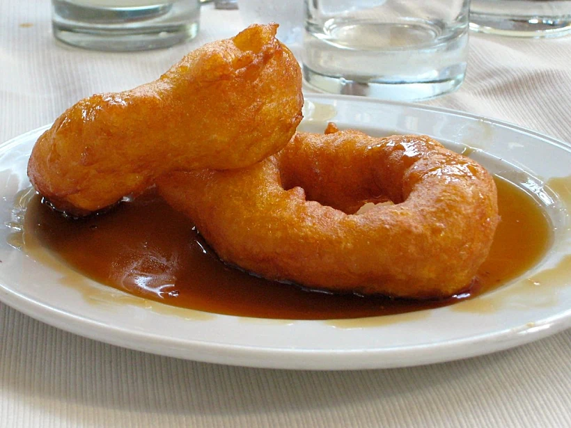 פרו- פיקארונס