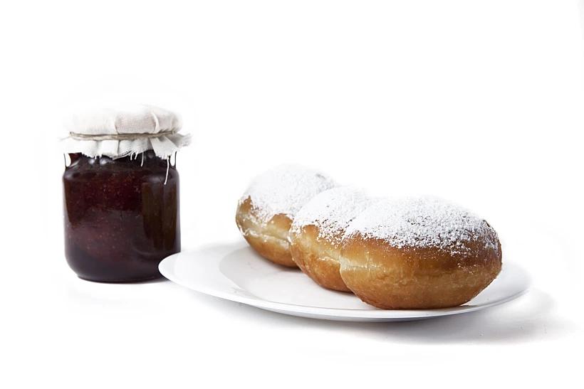 סופגניות לחנוכה של נומילי