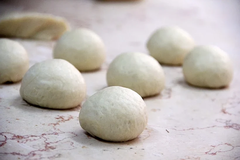 הכנת סופגניות - מיקי שמו