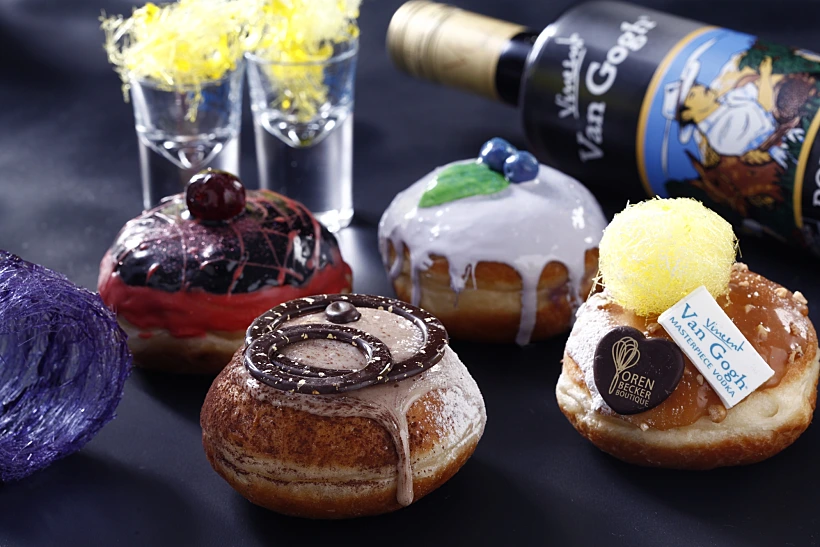 סופגניות ואן גוך של אורן בקר