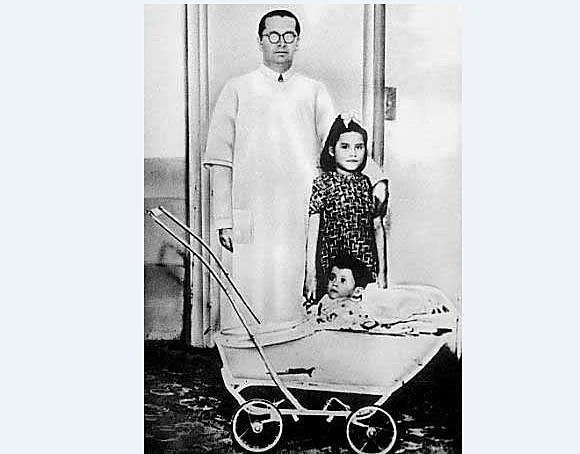 1939. לינה מדינה - האמא הכי צעיר בעולם. ילדה בגיל 5