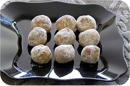 כדורי בוטנים