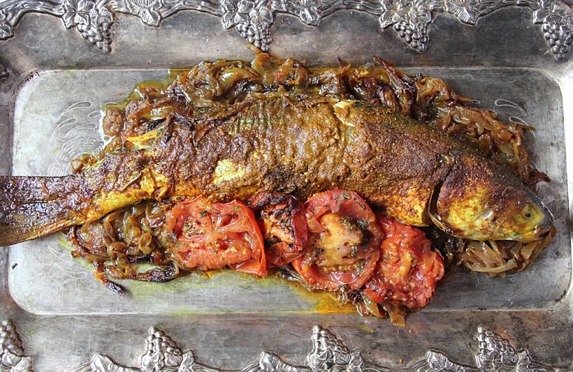 ארוחת פסח באקליפטוס הירושלמי