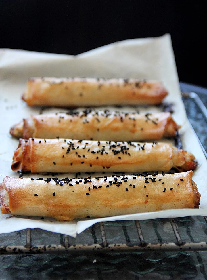 סיגרים במילוי גבינות מותאם אישית לכתבה בעולם היין