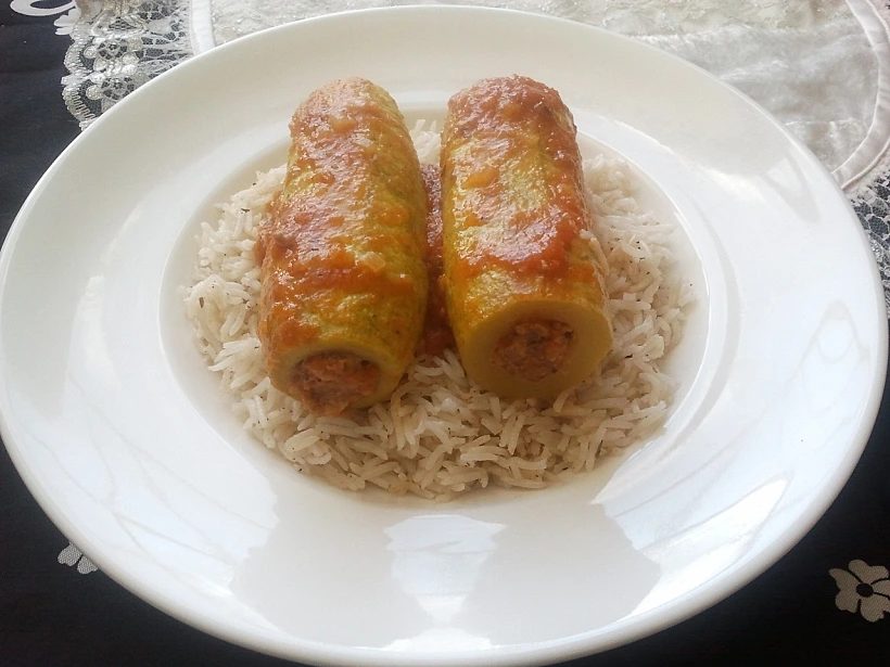 קישוא ממולא המתכון השבועי בעולם היין בגודל מותאם אישית