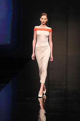 בתצוגה של שי שלום