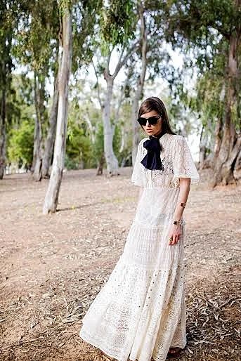 שמלות לבנות