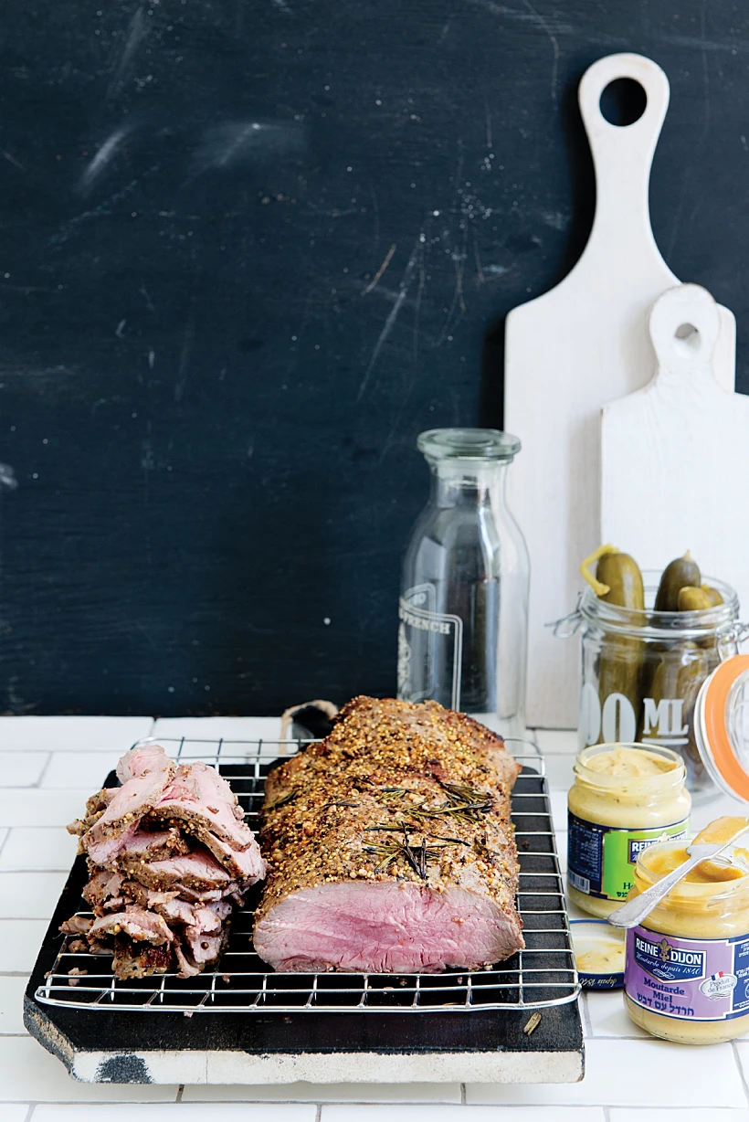 רוסטביף סינטה עגל בחרדל ותבלינים