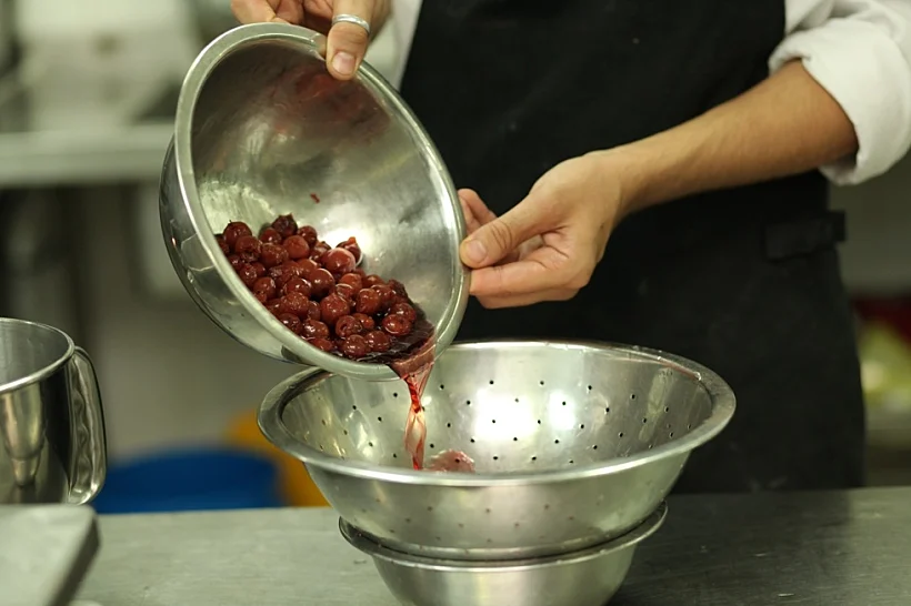 עוגת היער השחור