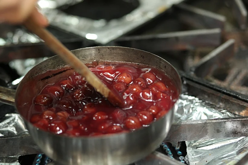 עוגת היער השחור