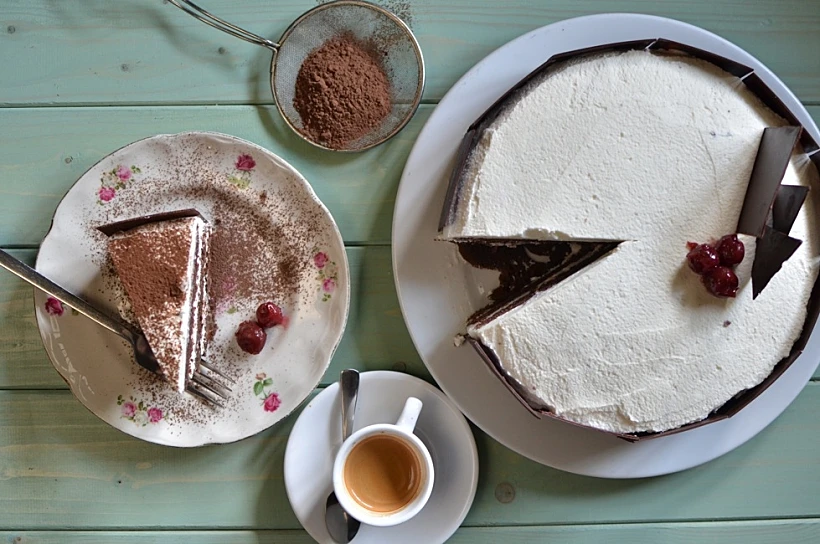 עוגת היער השחור