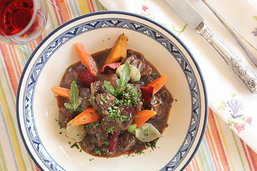 בקר בבירה מלמעלה