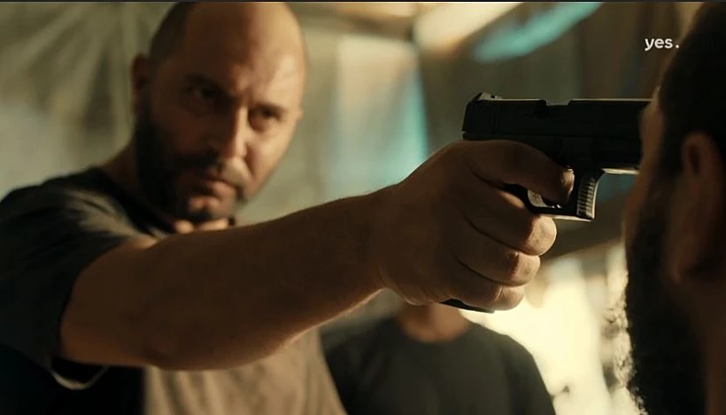 דורון מאיים על וואליד