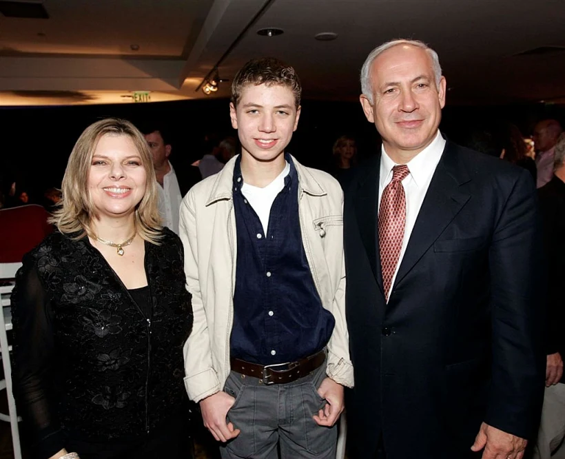 ביבי, יאיר ושרה נתניהו