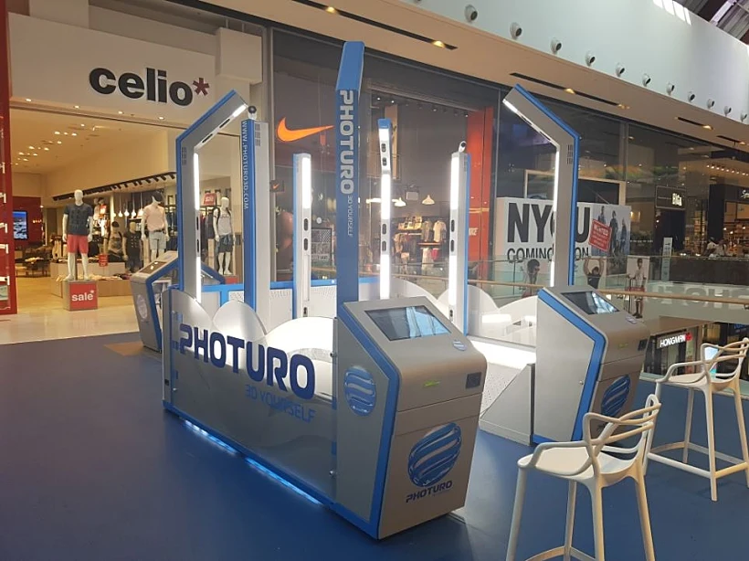 קונור בפעולה