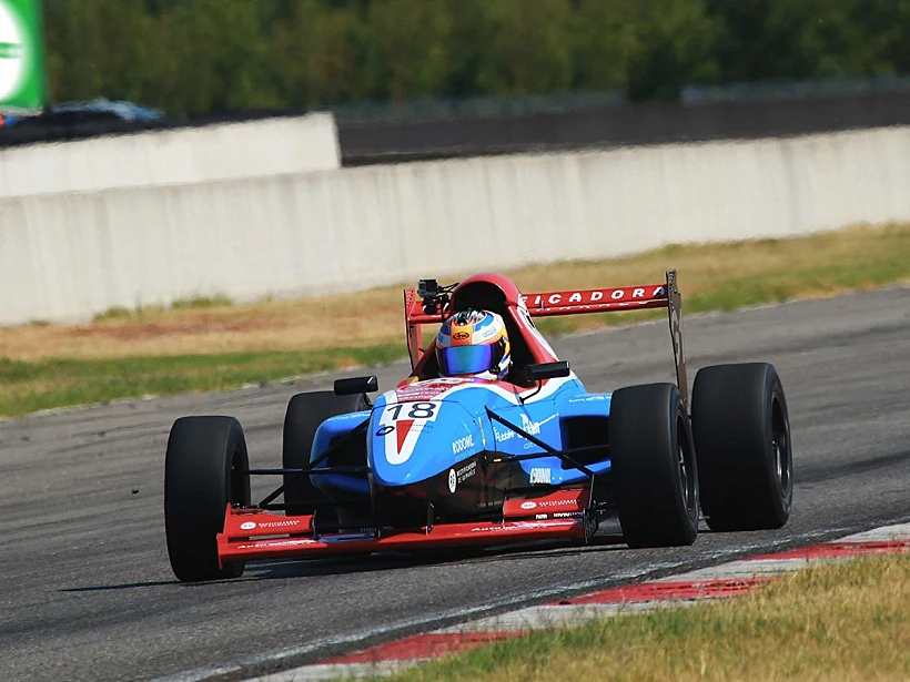 מכונית המירוצים של Griiip