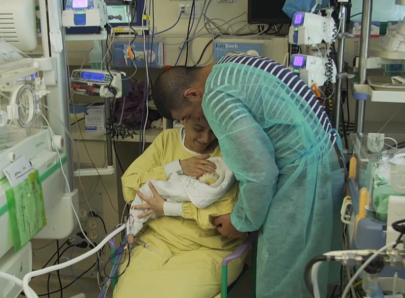 עולא עאמר, הישראלית הראשונה שעברה השתלת כבד בהיריון ובעלה מג'ד