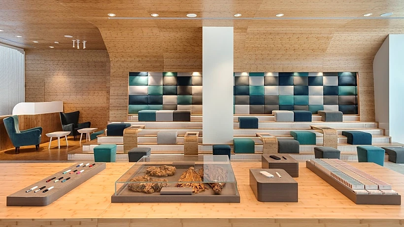 החנויות הפיזיות עדיין חיות, IQOS