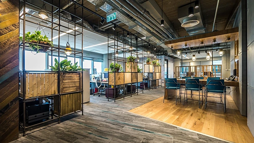 משרדי סי איי טכנולוגיות, רמות שקיפות שונות, סתר אדריכלים