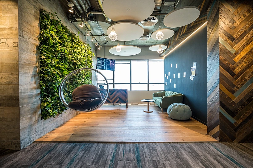 משרדי סי איי טכנולוגיות, חללים מפצים, סתר אדריכלים