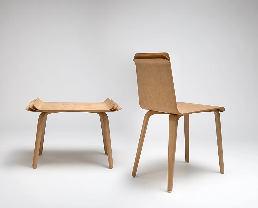 מעצב גם רהיטים