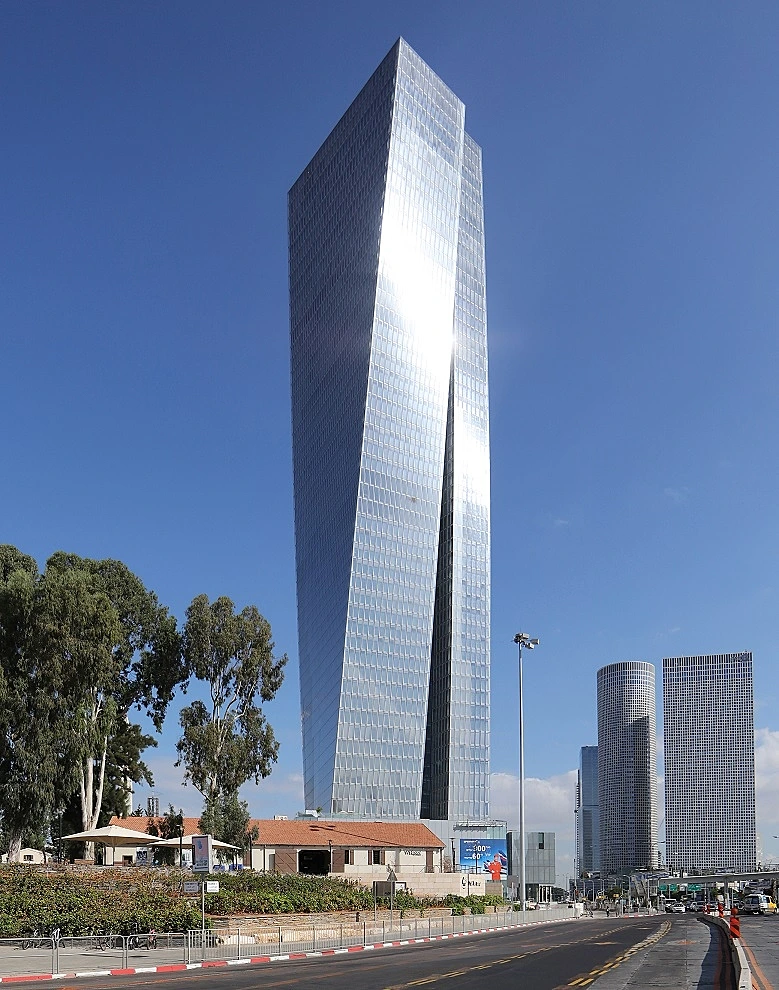 שרונה, בשיתוף אדריכל דוד עזריאלי