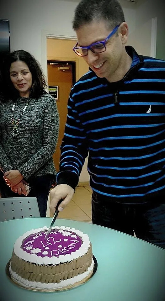 גבי זלצמן חוגג יומולדת 42