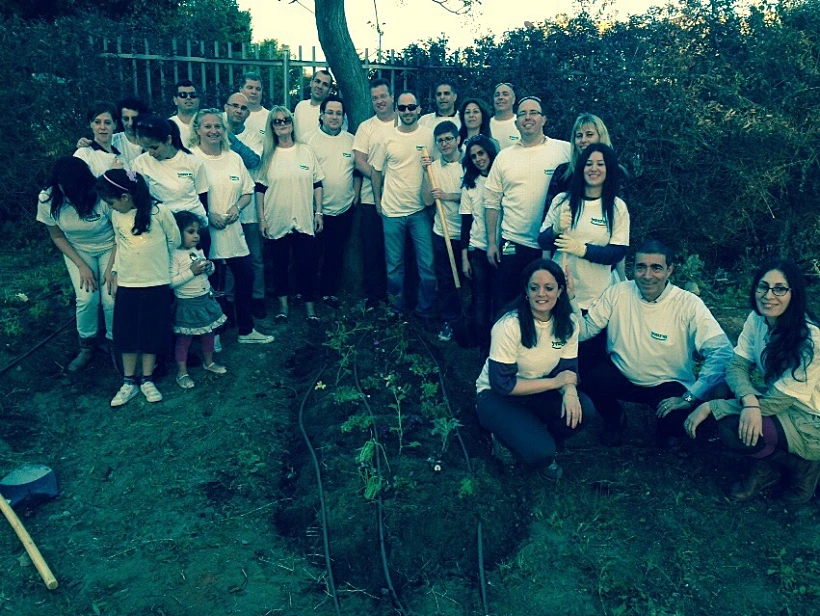 עובדי מרכנתיל . חודש של מעשים טובים!