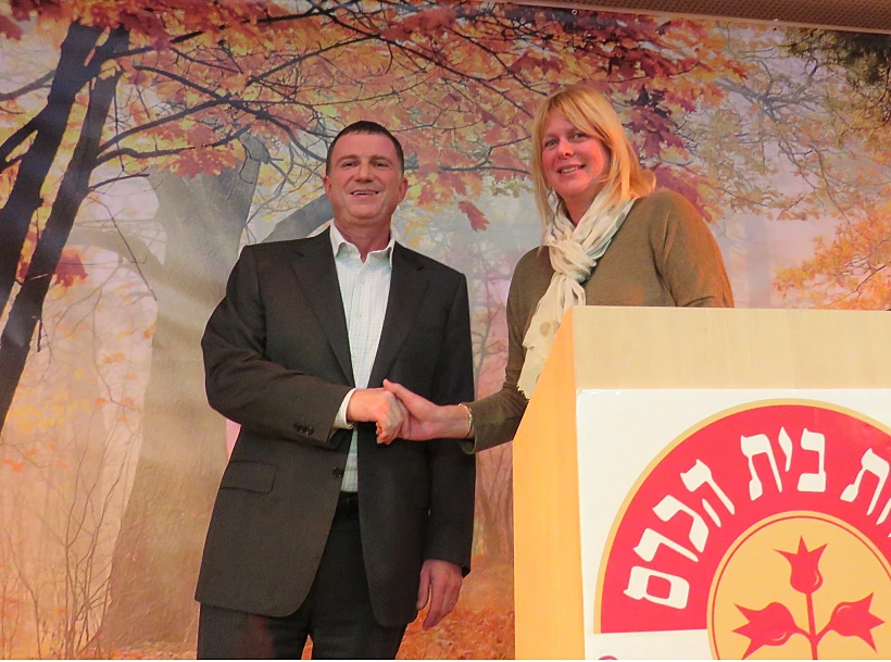 אורלי גולן ויולי אדלשטיין