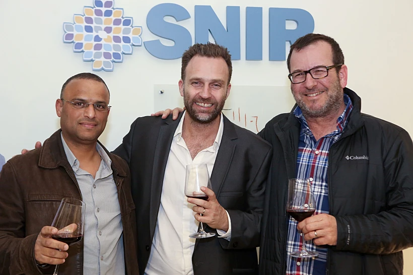 דן פרנס, ניר שמול, ירון צוברי