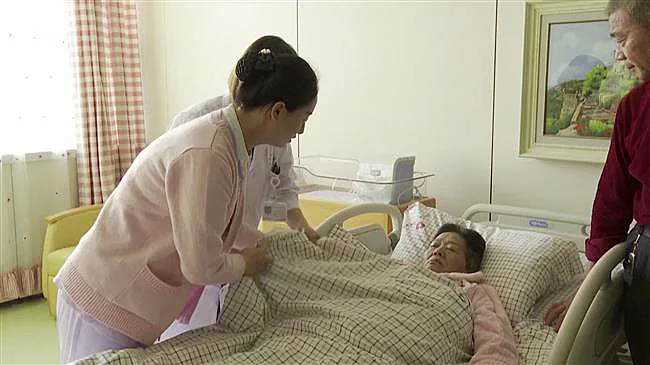 ילדה בגיל 67