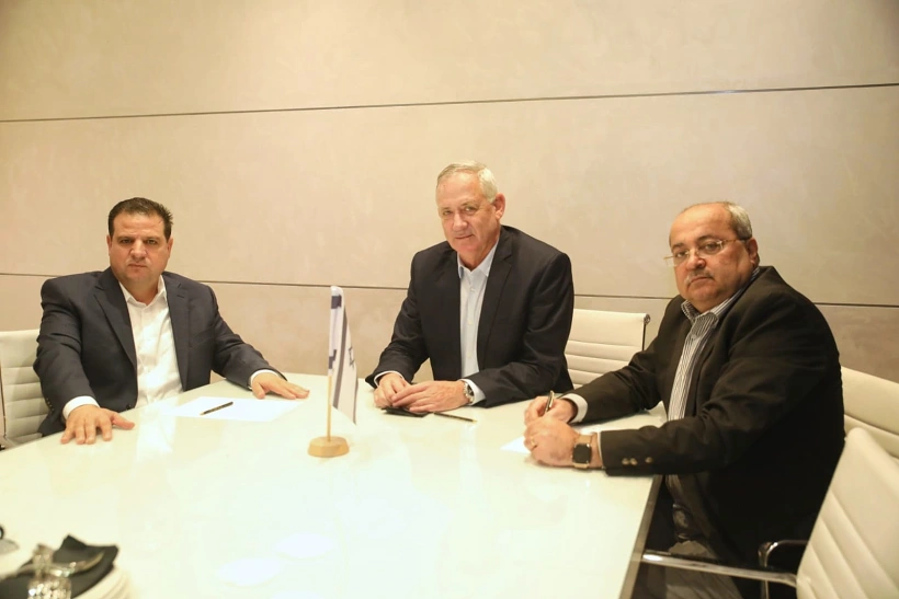 אחמד טיבי, בני גנץ ואיימן עודה