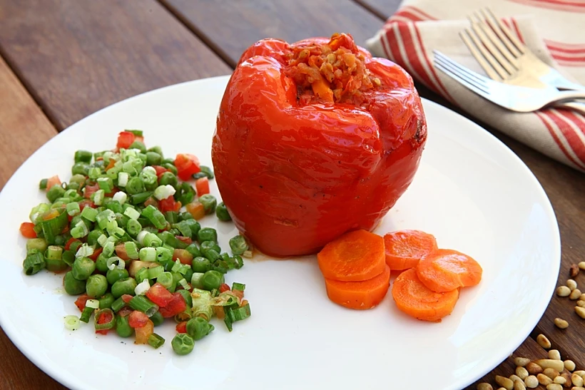 פלפל ממולא טבעוני