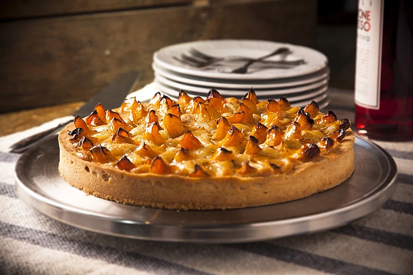 טארט משמש וקרם שקדים צנובר