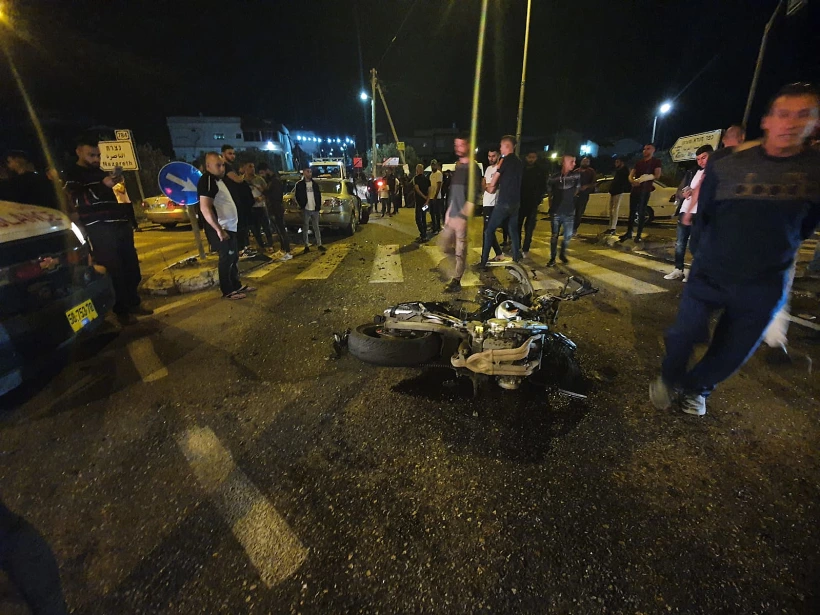 זירת תאונת הדרכים בין רכב פרטי ואופנוע, בכביש 784 סמוך לכפר מנדא
