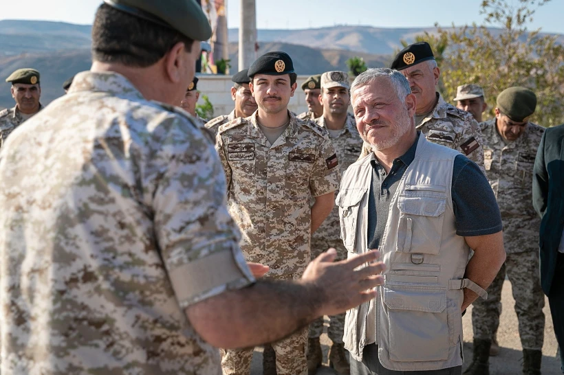 מלך ירדן, בביקור שערך ביחד עם בנו, יורש העצר חוסיין, באיזור נהריים