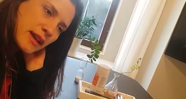 מור פדהאל שחר, עובדת בחברת נטוורקינג בשוודיה